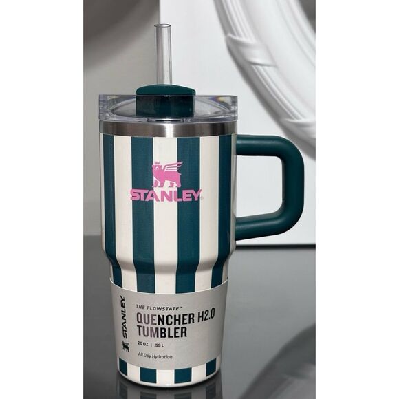Stanley Quencher H2.0 FlowState Tumbler 20oz, EMERALD GREEN CABANA GLOSS - Picture 1 of 4